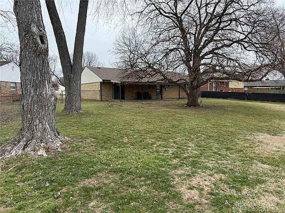 3rd image of 540 Tremont Ct