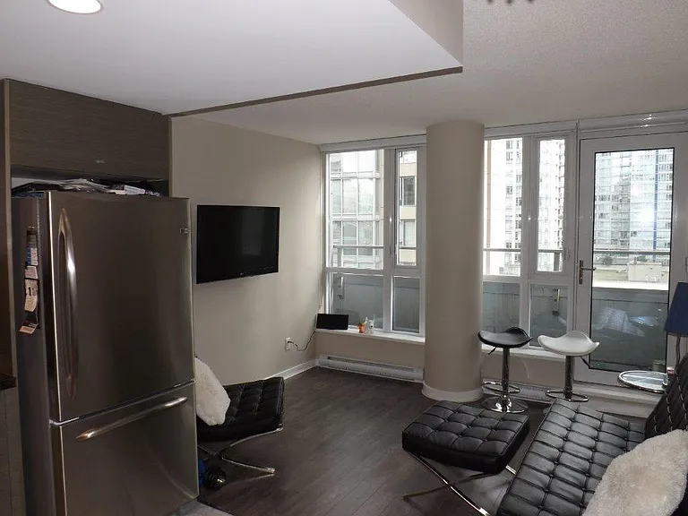 833 Seymour St #704 — Photo 2