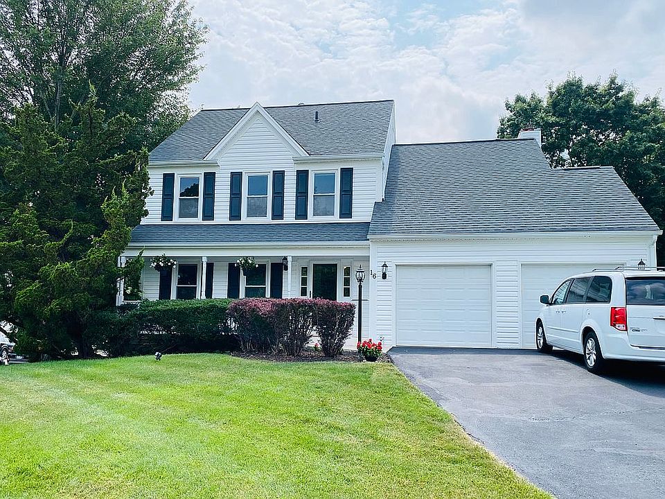 1st image of 16 Arbor Ln