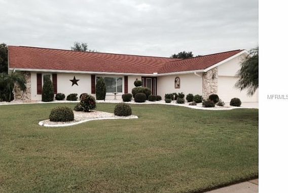 1st image of 2015 Eastview Dr