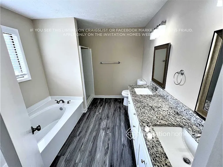 5006 Stoney Point Cir — Photo 14