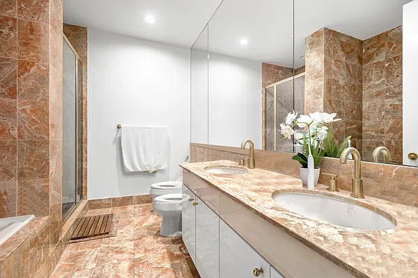 Rented by Compass | media 14