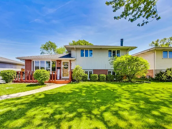 6611 Ridge Dr, Chicago Ridge, IL 60415
