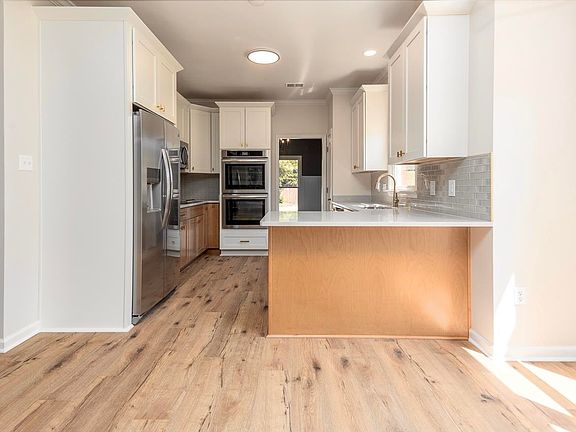 4th image of 9327 Canabridge Dr