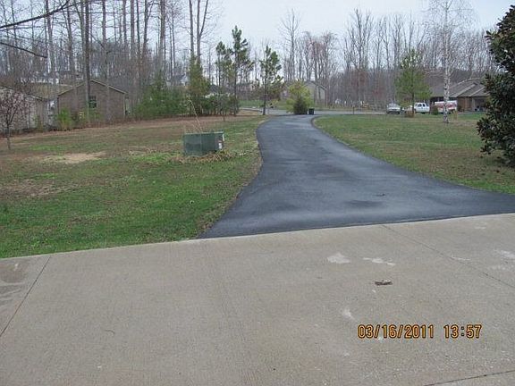 4th image of 118 Dogwood Ct