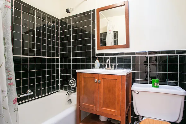 Rented by Vivaldi Real Estate | media 21