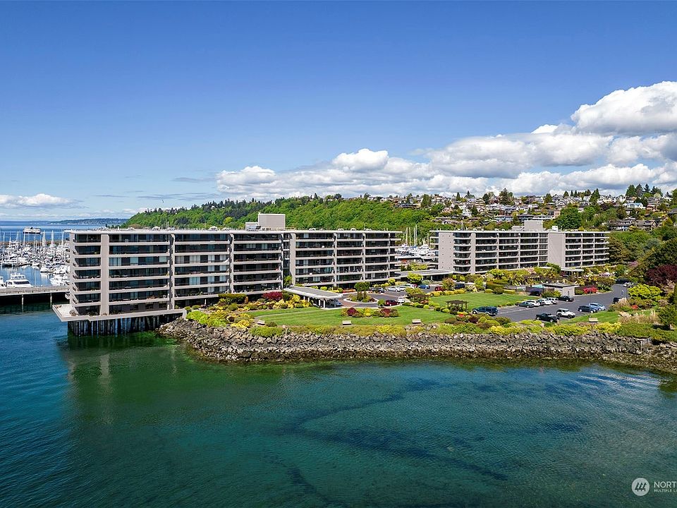 1st image of 6535 Seaview Avenue NW #208B