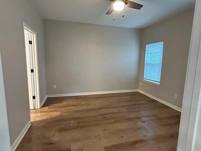 521 Clearfield Dr — Photo 13