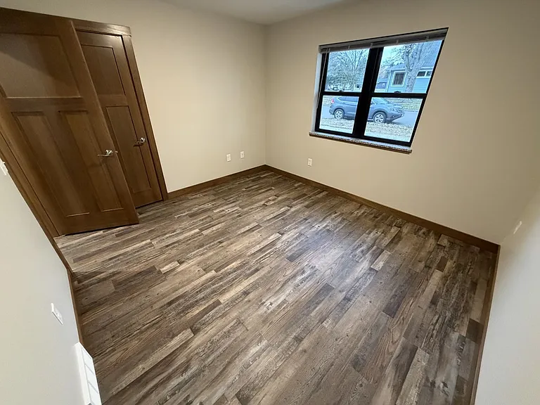 1124 Garfield Ave — Photo 17