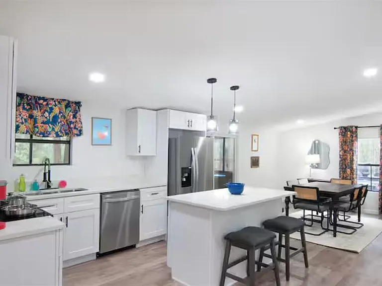 1951 NW 119th Ct — Photo 5