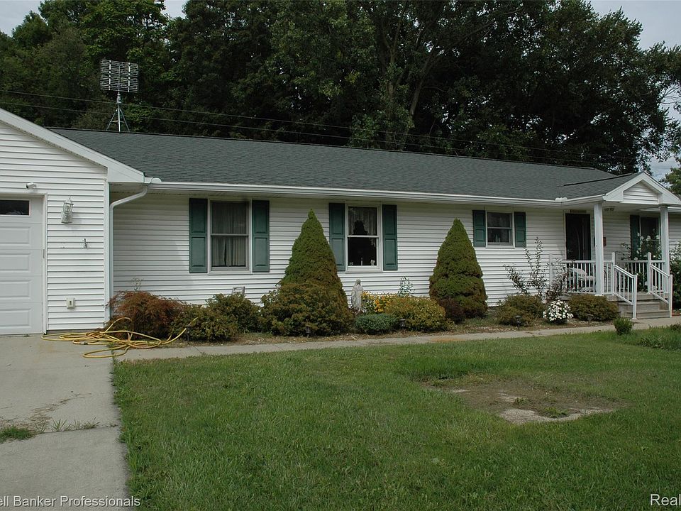 1st image of 4633 Attica Rd