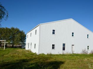 16197 584th St, Cincinnati, IA 52549