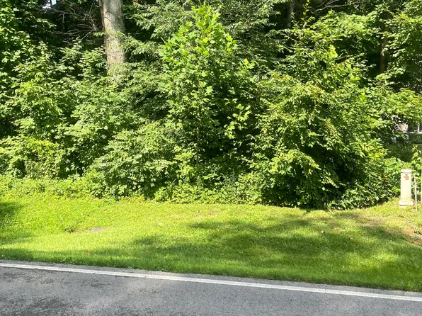 24 Lincoln Hls, Coatesville, IN 46121