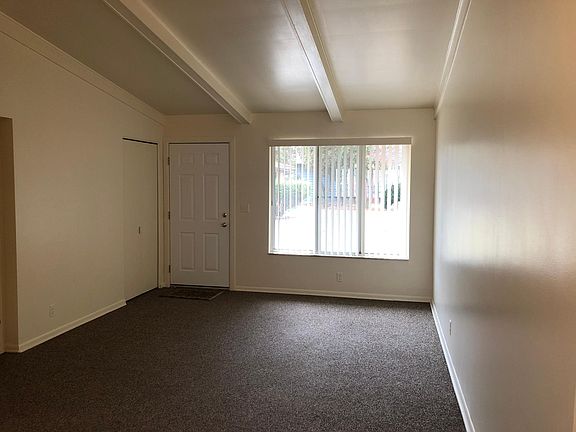 4th image of 2057 Electric Ave