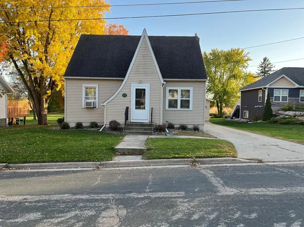 125 Lake St W, Nya, MN 55368