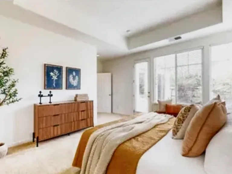 402 Dove Ln — Photo 14
