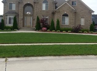 5767 Colleen Ave, Troy, MI 48085