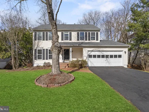 10549 Winged Elm Cir, Manassas, VA 20110