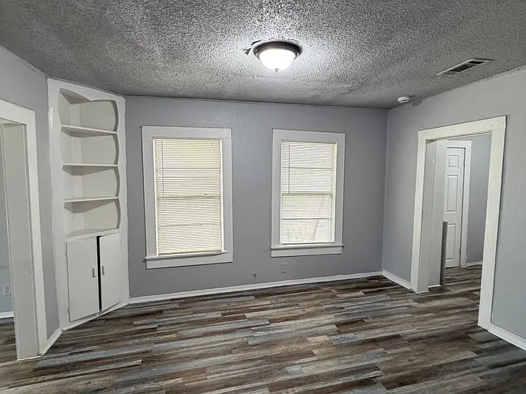 5212 Bonnell Ave — Photo 9