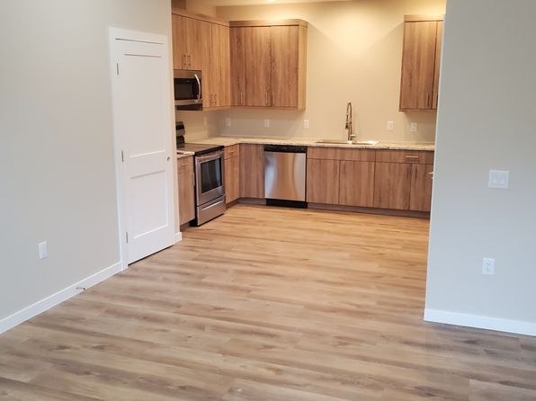 706 Chambers Ave #6