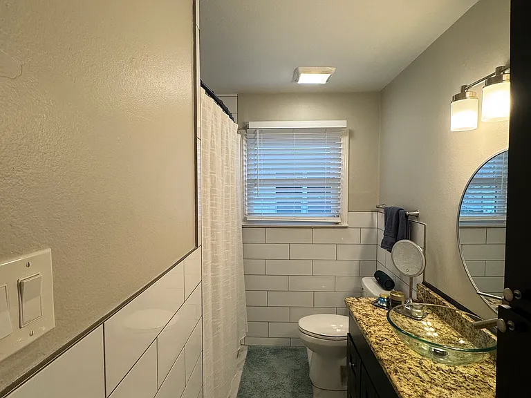 5919 Victor St — Photo 10