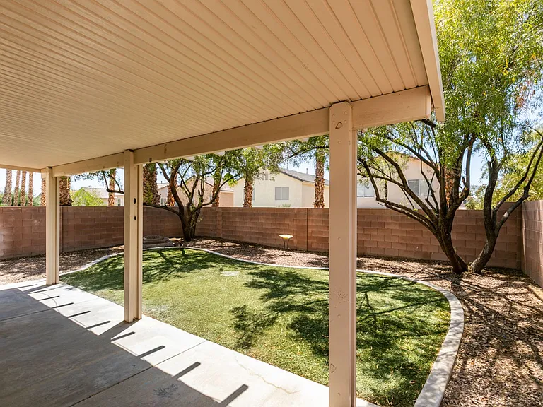 5025 Glittering Star Ct N — Photo 48