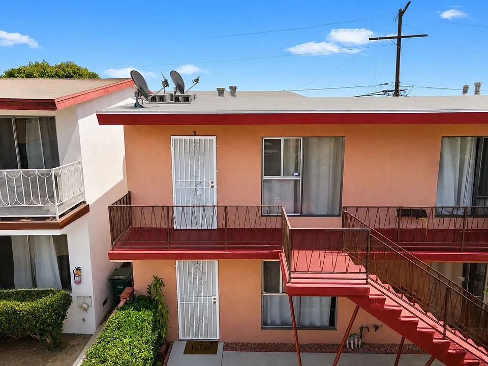 9826 San Miguel Ave #D