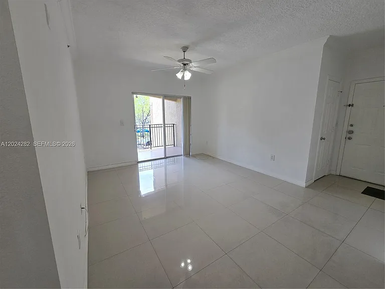220 SW 116th Ave #15203 — Photo 6