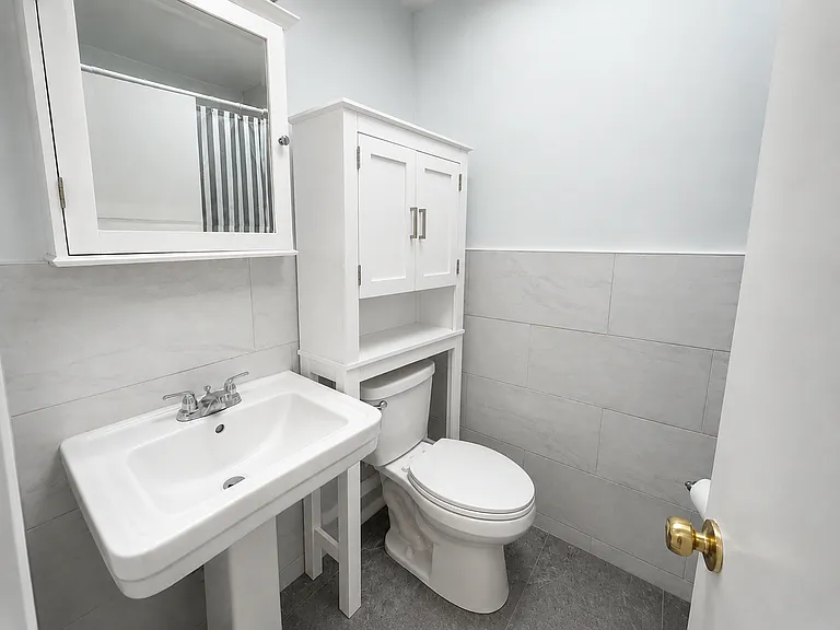 8239 Williams Ave — Photo 7