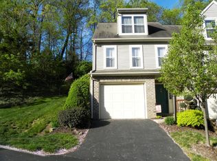 37 Westpointe Dr, Ephrata, PA 17522