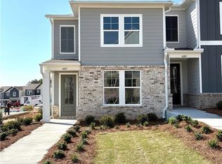 487 Crown Dr, Cartersville, GA 30120