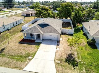 3207 SW 1st Ave, Cape Coral, FL 33914