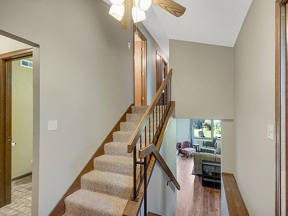 3rd image of 2791 Robinwood Way