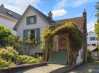 1631 N 54 Street, Seattle, WA 98103