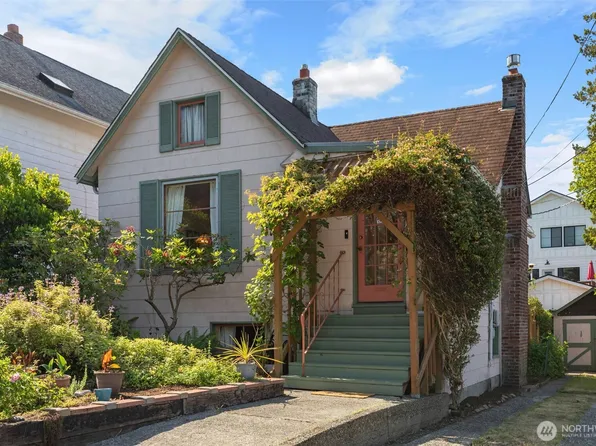 1631 N 54 Street, Seattle, WA 98103