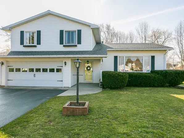 5156 Sunset Ter, Batavia, NY 14020