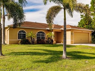 8336 Aloha Rd, Fort Myers, FL 33912