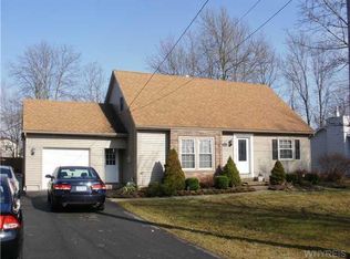 49 Steinfeldt Rd, Lancaster, NY 14086