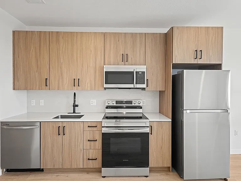 Oso Apartments — Photo 44