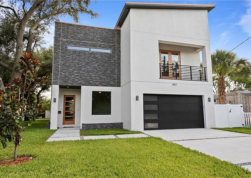 1st image of 3821 W De Leon St