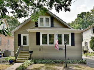 8217 W 30th St, North Riverside, IL 60546