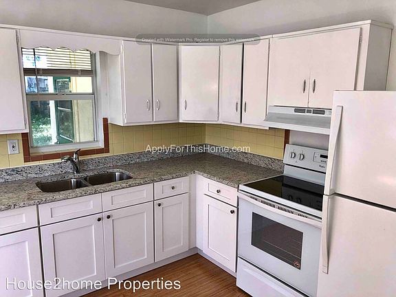 3rd image of 6218 51st Ave N