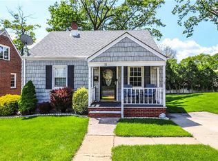 11 Price St, Sayreville, NJ 08872