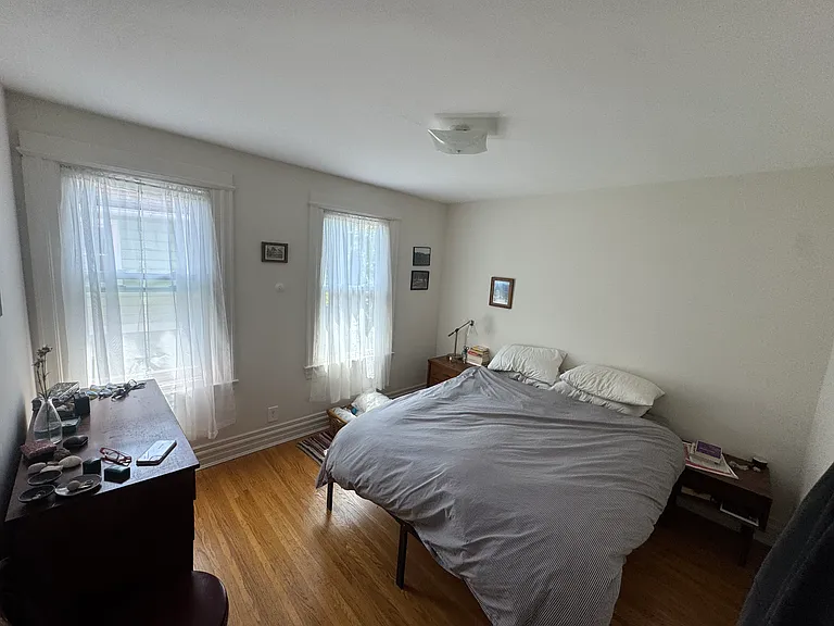 21 Harlem St #2 — Photo 14