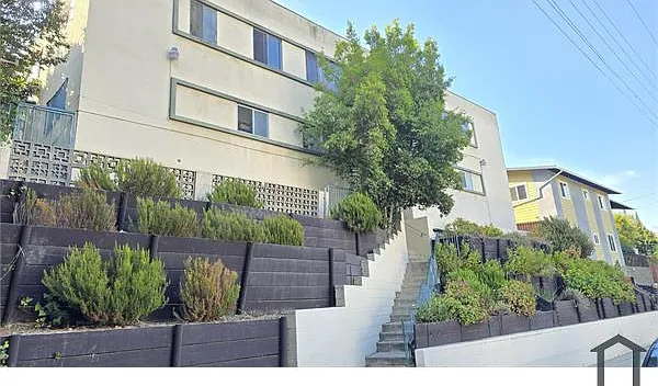 3158 Verdugo Rd #18