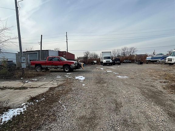 5th image of 4186-4200 Industrial Place