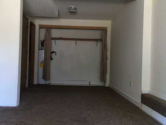oversized Studio Room