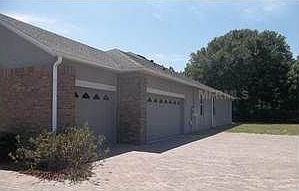2nd image of 5712 Windsong Oak Dr