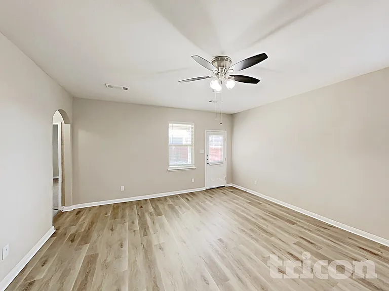 6008 Obsidian Creek Dr — Photo 4