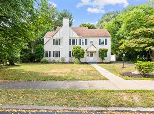 122 Hazelmere Rd, New Britain, CT 06053
